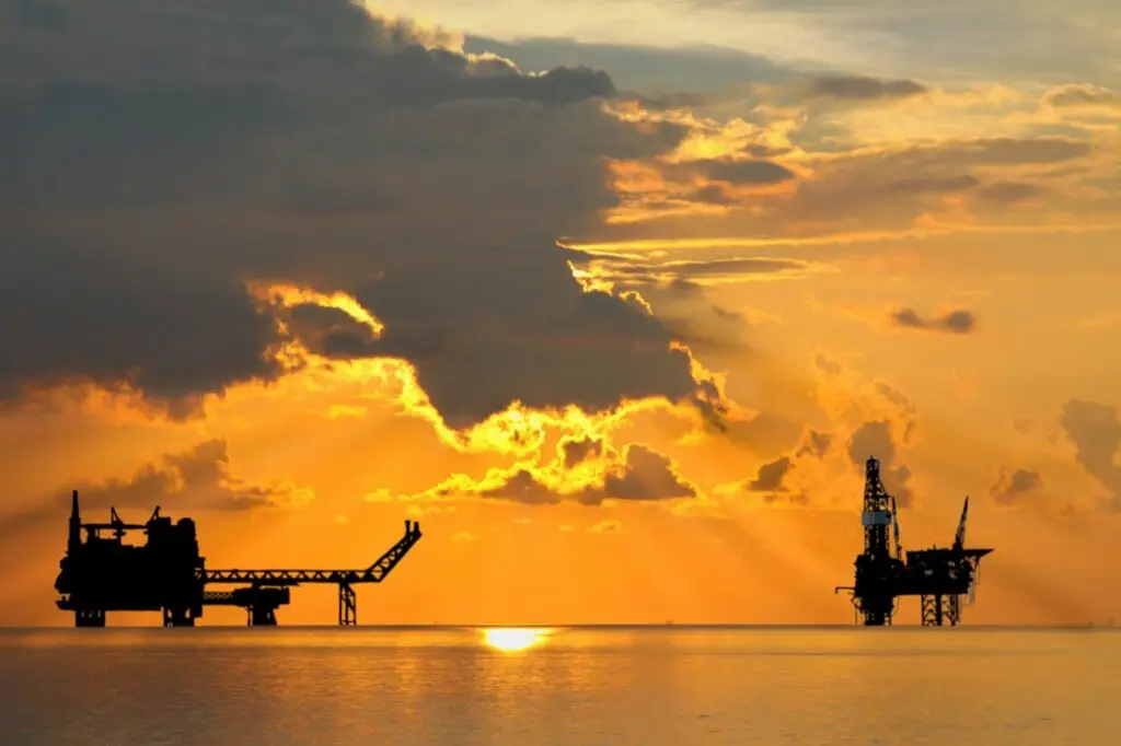 The decommissioning of North Sea oil platforms could offer opportunities for carbon capture and storage (CCS).